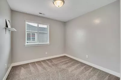 7560 N Hutch Ln E, Eagle Mountain, UT 84005 - Photo 19