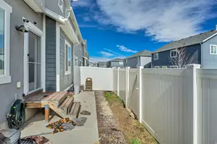 7560 N Hutch Ln E, Eagle Mountain, UT 84005 - Photo 25