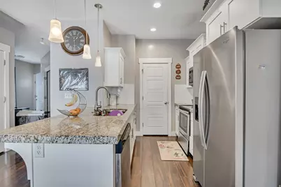 7560 N Hutch Ln E, Eagle Mountain, UT 84005 - Photo 7