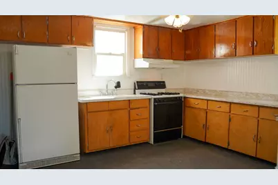 268 E Vine St S, Tooele, UT 84074 - Photo 3