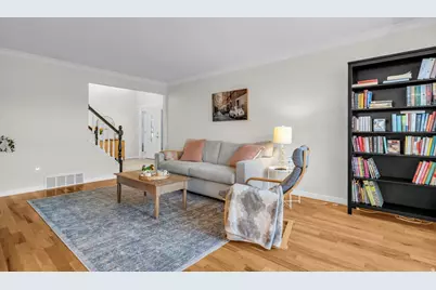 8921 S Shady Meadow Dr, Sandy, UT 84093 - Photo 11