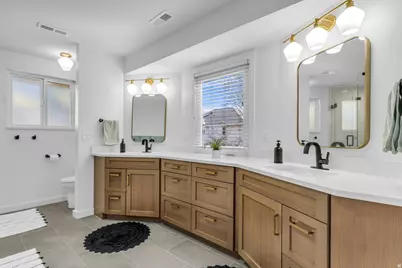 8921 S Shady Meadow Dr, Sandy, UT 84093 - Photo 41