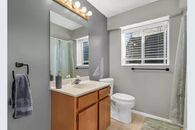 8921 S Shady Meadow Dr, Sandy, UT 84093 - Photo 19