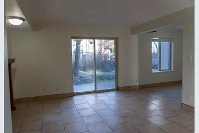 450 E Creekside Cir #B, Murray, UT 84107 - Photo 3