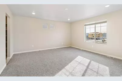 277 N Roundabout St, Saratoga Springs, UT 84045 - Photo 5