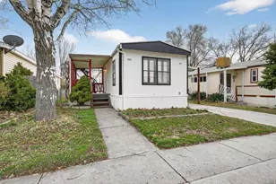 262 E Hidden View Dr, Sandy, UT 84070 - Photo 1