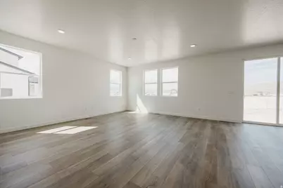 2241 E Granite Ln, Eagle Mountain, UT 84005 - Photo 7