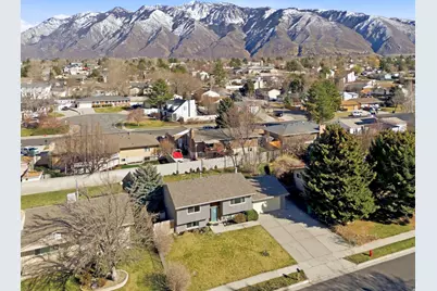 10889 S Granite Dr E, Sandy, UT 84094 - Photo 31