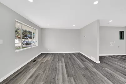 5980 S 2700 W, Roy, UT 84067 - Photo 7