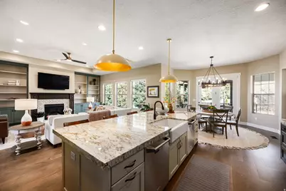 10847 S Hiddenwood Dr, Sandy, UT 84092 - Photo 23