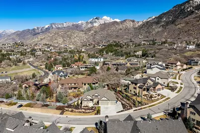 10847 S Hiddenwood Dr, Sandy, UT 84092 - Photo 61