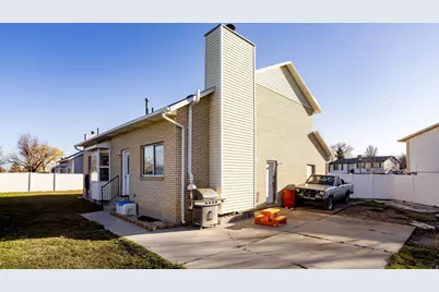 4986 S Hensley Cir, Taylorsville, UT 84129 - Photo 33