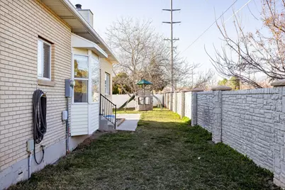 4986 S Hensley Cir, Taylorsville, UT 84129 - Photo 37