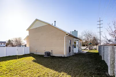 4986 S Hensley Cir, Taylorsville, UT 84129 - Photo 35