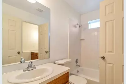 380 W 4900 S #11, Washington Terrace, UT 84405 - Photo 5
