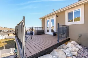 7001 N S Pass Rd, Eagle Mountain, UT 84005 - Photo 25