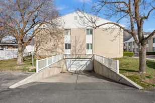 2263 E Tara Ln, Holladay, UT 84117 - Photo 17