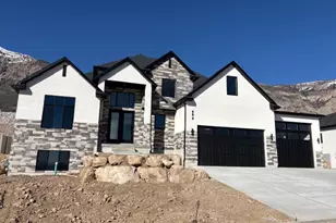 692 E Mountain Rd N, North Ogden, UT 84414 - Photo 1