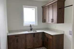 692 E Mountain Rd N, North Ogden, UT 84414 - Photo 11