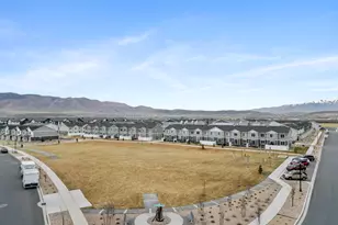 274 N Portside Ln, Saratoga Springs, UT 84045 - Photo 31