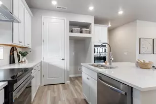 6154 W Sparrow Vw Dr, South Jordan, UT 84009 - Photo 13