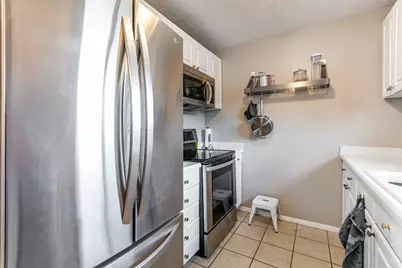 5235 S Glendon St #Y4, Murray, UT 84123 - Photo 9