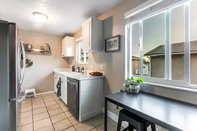 5235 S Glendon St #Y4, Murray, UT 84123 - Photo 9