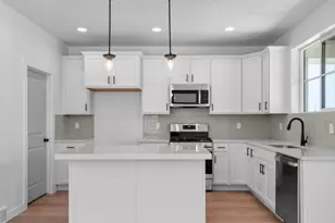 2415 N Ribe Ln, Lehi, UT 84048 - Photo 9