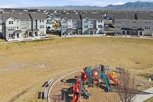 5168 W Shady Park Ln, Herriman, UT 84096 - Photo 9