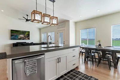 3411 W 3275 S, West Haven, UT 84401 - Photo 11