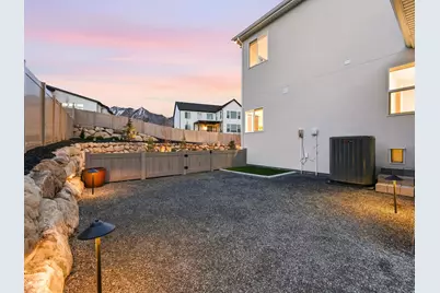 12176 N Creek  Meadow Ct W, Highland, UT 84003 - Photo 37