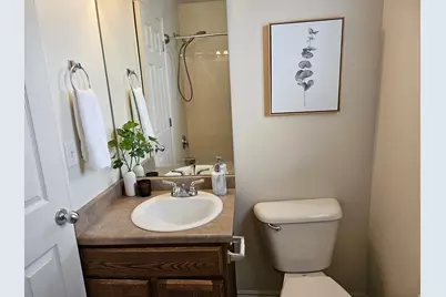 1984 S 1500 W, Woods Cross, UT 84087 - Photo 15