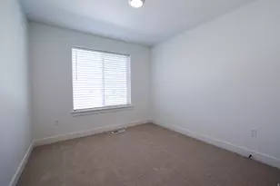 641 N 300 W, Smithfield, UT 84335 - Photo 7