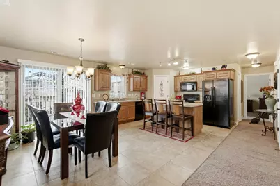 602 Ridge Place Dr, Ogden, UT 84404 - Photo 7