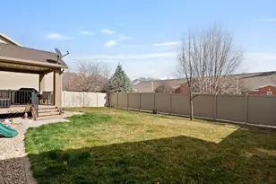 870 W Steeple Chase Dr, Kaysville, UT 84037 - Photo 23
