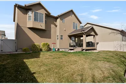 870 W Steeple Chase Dr, Kaysville, UT 84037 - Photo 25