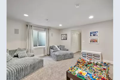 870 W Steeple Chase Dr, Kaysville, UT 84037 - Photo 17