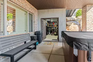 1582 Hidden Springs Pkwy, Fruit Heights, UT 84037 - Photo 59