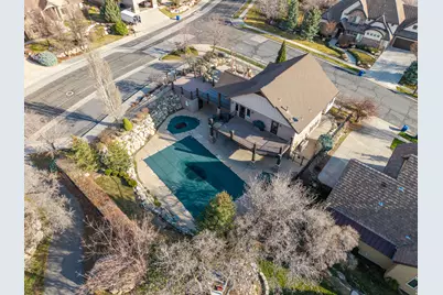 1582 Hidden Springs Pkwy, Fruit Heights, UT 84037 - Photo 87