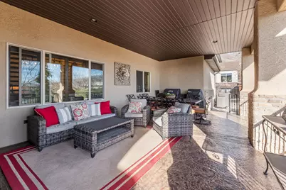 1582 Hidden Springs Pkwy, Fruit Heights, UT 84037 - Photo 59