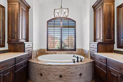 1582 Hidden Springs Pkwy, Fruit Heights, UT 84037 - Photo 33