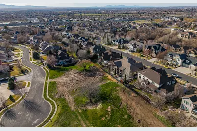 1582 Hidden Springs Pkwy, Fruit Heights, UT 84037 - Photo 89