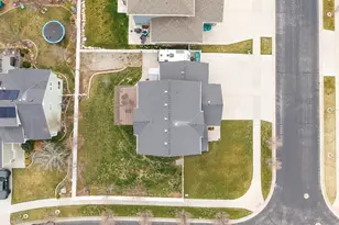 1368 E 275 S, Layton, UT 84040 - Photo 47