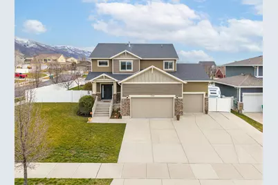 1368 E 275 S, Layton, UT 84040 - Photo 1