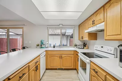 216 S 400 W, Orem, UT 84058 - Photo 11