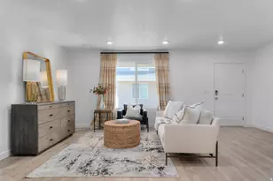 1267 N 300 E, Harrisville, UT 84404 - Photo 3