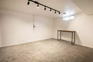 1205 W 900 N, Salt Lake City, UT 84116 - Photo 15