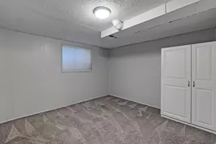 3246 W Royalwood Dr, Taylorsville, UT 84129 - Photo 13