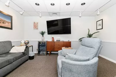 60 E Center St, Logan, UT 84321 - Photo 15