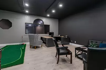 60 E Center St, Logan, UT 84321 - Photo 37